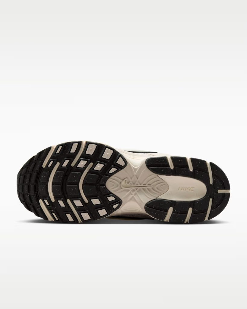 کتونی اورجینال زنانه نایکی وی 5 آر ان آر – Nike V5 RNR
