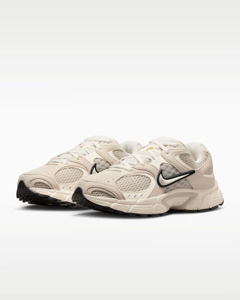 کتونی اورجینال زنانه نایکی وی 5 آر ان آر – Nike V5 RNR