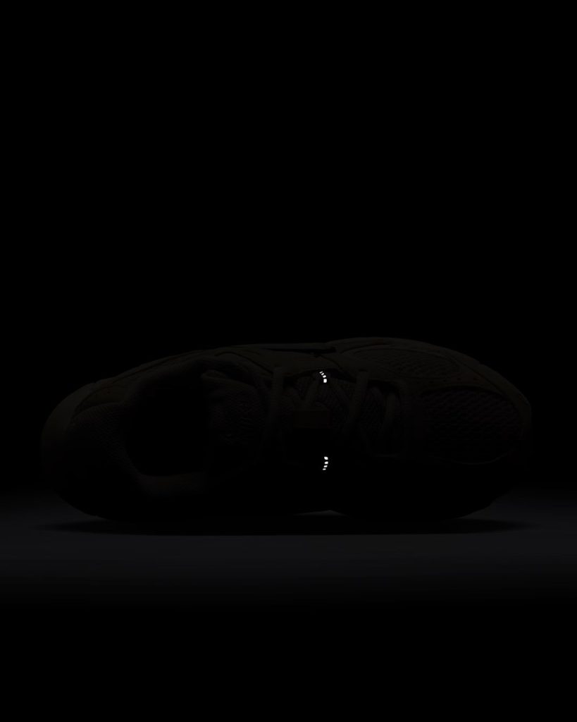 کتونی اورجینال زنانه نایکی وی 5 آر ان آر – Nike V5 RNR